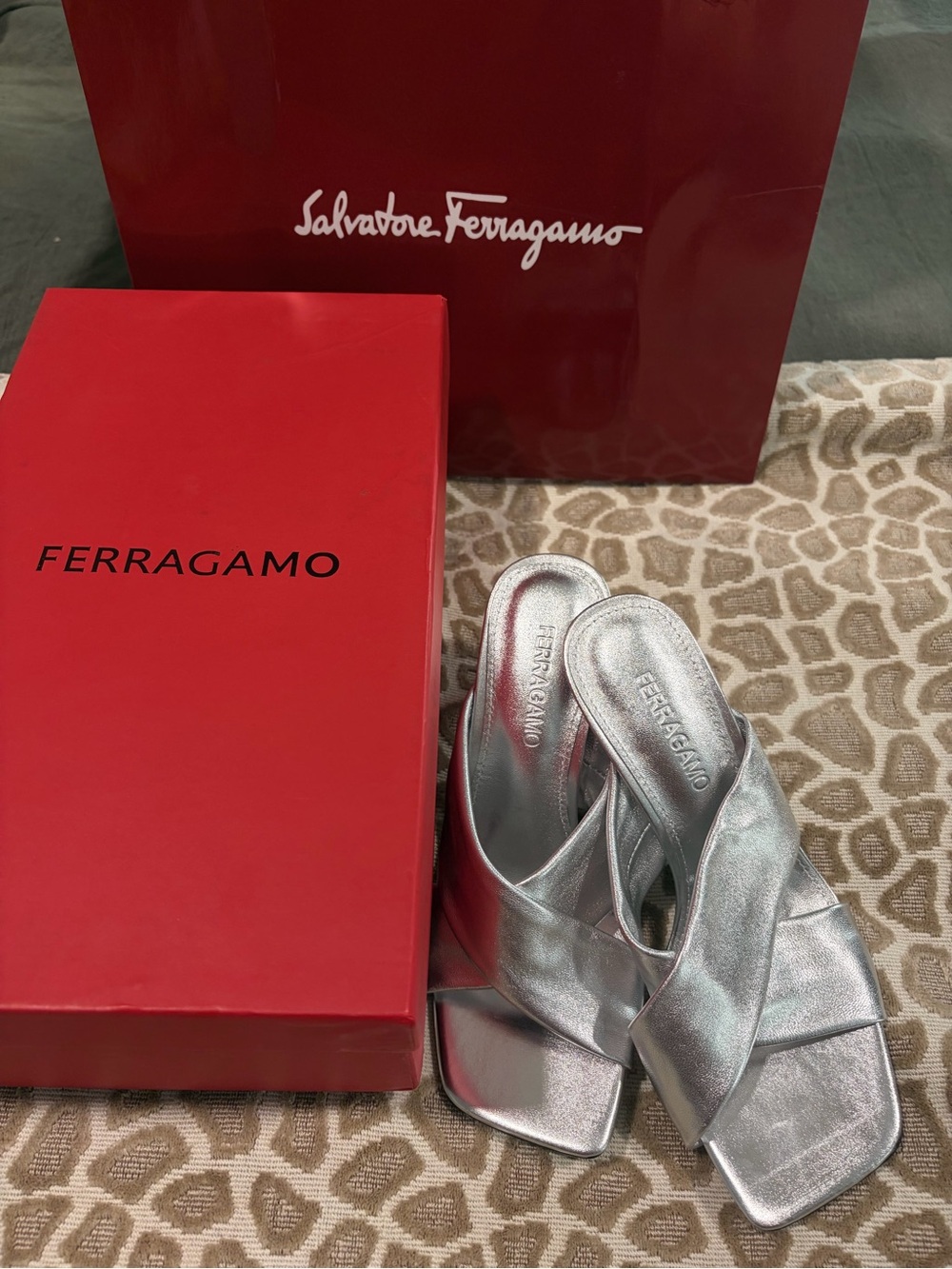 Ferragamo Silver Metallic Circular-Heel Slide Sandals - Picture 5 of 16